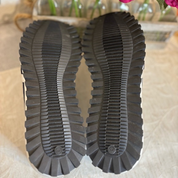 The Kooples Trainers Men’s Size 42 (FR) Navy and White. Size 9. Unisex - Picture 10 of 10